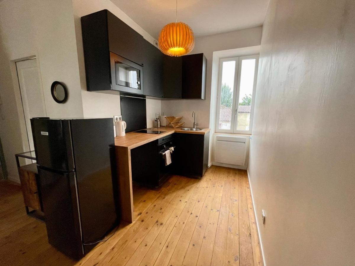 Le Lotus Bleu - Wifi - Netflix Daire Angoulême Dış mekan fotoğraf